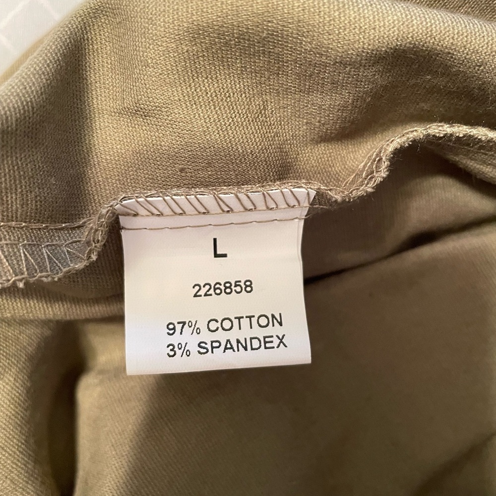 Capris - Picture 4 of 4